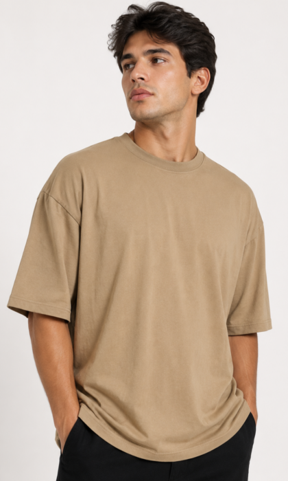 camiseta oversized caki